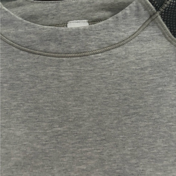 Ivivva Girls Short Sleeve Gray Casual Dress With Cute Ruffle Detail. Size 8. - Picture 5 of 6